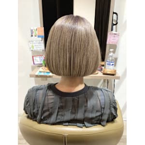 オシャレにグレイヘアを - LOHAS Hair ANGIE【ロハスヘア アンジェ】掲載中