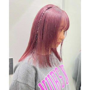 ブリーチ 1回キュートピンクヘア