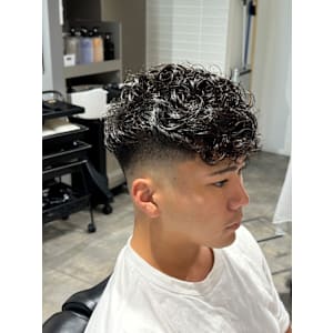 スペインカール - LINGKARAN Trois【リンカラン トロワ】掲載中