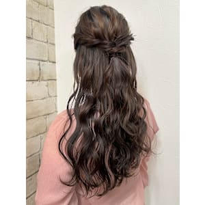 王道可愛いハーフアップヘアセット