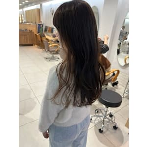 イヤリングカラー