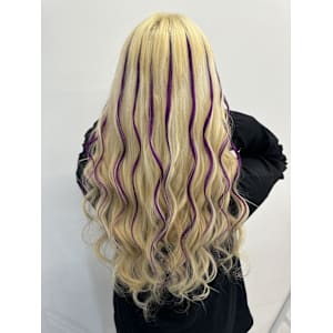 目立つこと間違いなし！原色ハイライト★