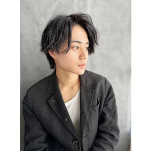 20代30代40代 外ハネワイルドアップバング