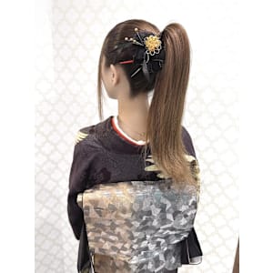 ポニーテールアレンジ