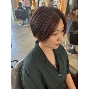 ボルドーシュートヘア