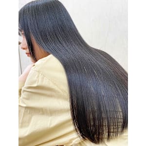 【自然なストレート毛にしたい】ダメージレス縮毛矯正コース