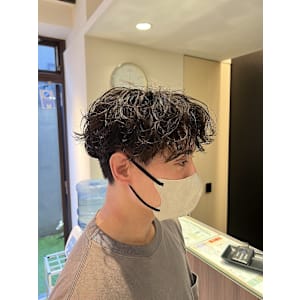 韓国メンズヘア シャドウパーマ×スパイラルパーマ