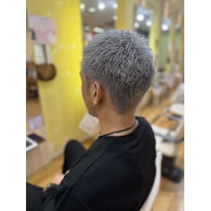 メンズブルーシルバーベリーショート