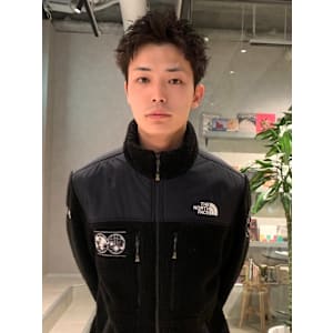 スパイキーショート　ニュアンスパーマ　緩めパーマ　前髪なし