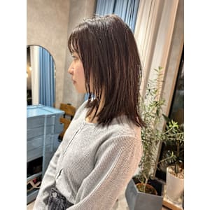 KUsU（クス）×ミディアム×アッシュブラウン