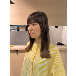 KUsU（クス）×セミロング×アッシュベージュ