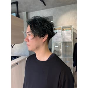 KUsU（クス）×メンズパーマ