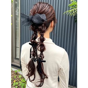 編み下ろしツイン　リボンアレンジ　お呼ばれ　ヘアセット