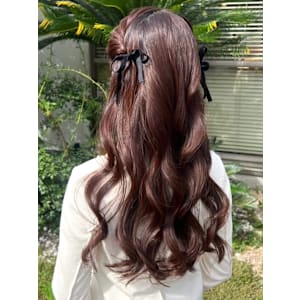 ハーフアップツイン　ベロアリボン　巻き髪　イベントヘア