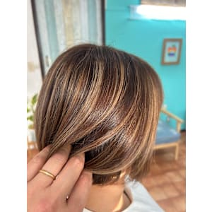 白髪ぼかしハイライト