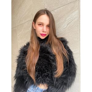 海外レイヤースタイル　ラフストレート