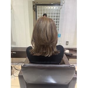 脱白髪染めハイライトカラー