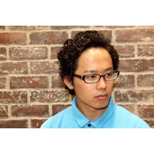 降谷建志さん風パーマスタイル