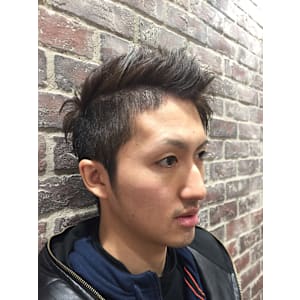 アッシュ系カラー×モヒカン風 style