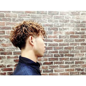 ショートマッシュ×レイドバックスタイル