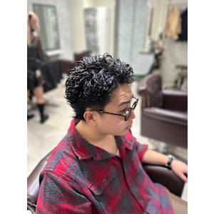 スパイキーショート  - GLADGE池袋/ダブルカラー/ブリーチ【グラッジイケブクロダブルカラーブリーチ】掲載中