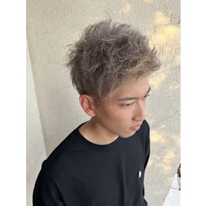 グレージュカラー