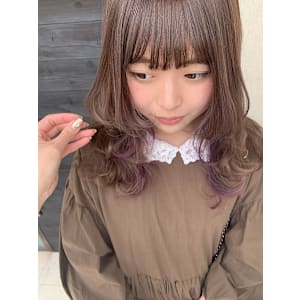 可愛らしさあふれるピンクカラー