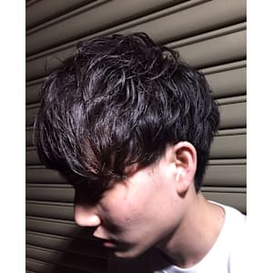 2ブロック×ミディアムパーマスタイル