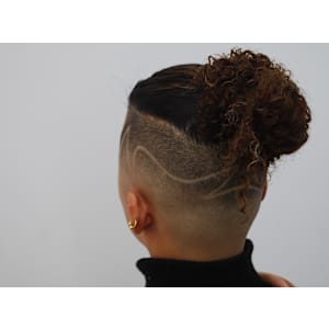 マンバン×バーストフェード - バーバーショップ CHILL CHAIR 中野店【バーバーショップ チルチェア ナカノテン】掲載中