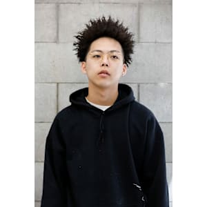 アフロ風ツイストパーマ