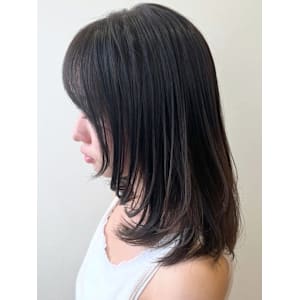 暗髪カラー　地毛風カラー　レイヤーカット　顔周りレイヤー