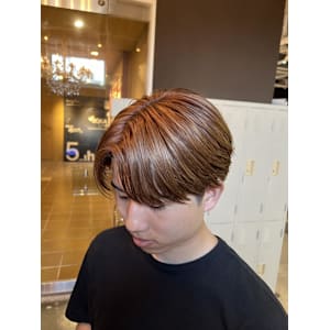 ブラウンベージュ