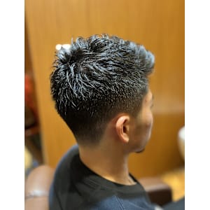 銀座　理容室　フェードスタイル　ショート