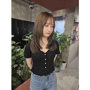 秋冬にオススメ◎アッシュ系カラー