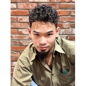 ビジネスフェードパーマ