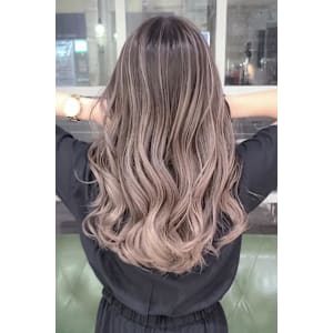 グラデーションカラー/バレイヤージュカラー/ウェーブスタイル
