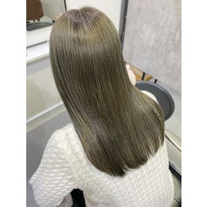 【SOLVER 佐藤】オリーブグレージュ