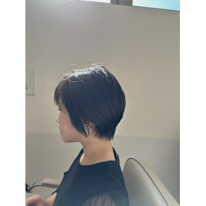 枚方ショートボブ○山地