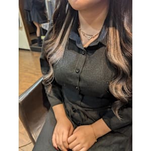 インナーカラーでチラ見え