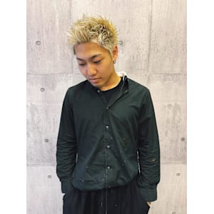 スパイキーショート×ブロンド