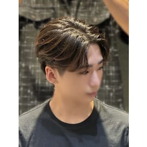 韓国ヘア カルマヘア センターパート カルマパーマ メンズ