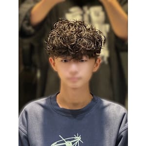 韓国ヘア テテ風シャドウマッシュ シャドウパーマ メンズ 