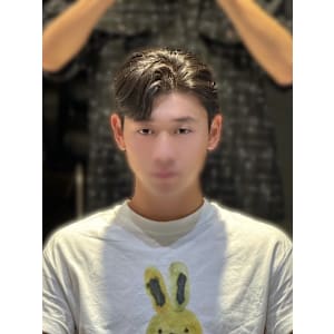 韓国ヘア ダウンパーマ 髪質改善 カルマヘア メンズ韓国ヘア