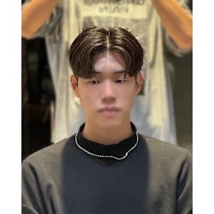 韓国ヘア ダウンパーマ 髪質改善 カルマヘア メンズ韓国ヘア