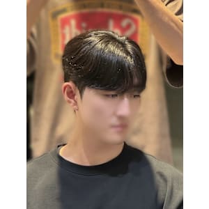 韓国ヘア シースルーマッシュ 髪質改善ストレート メンズ 