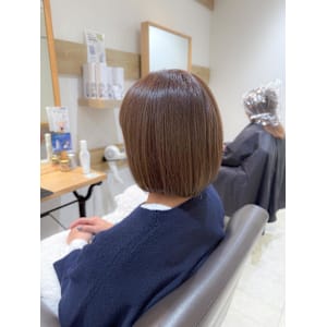 白髪ぼかしハイライトカラー30代40代50代ブルーグレージュ