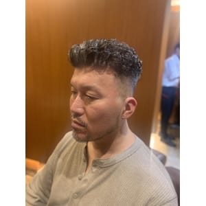 銀座　理容室　フェード　パーマ