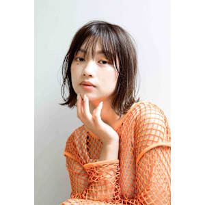 【船橋Luen】Aラインシルエットで小顔効果