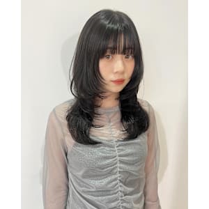 スタイリングいらずでオシャレヘアなレイヤーカット