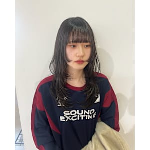 流行りのくびれウルフ/レイヤーカット